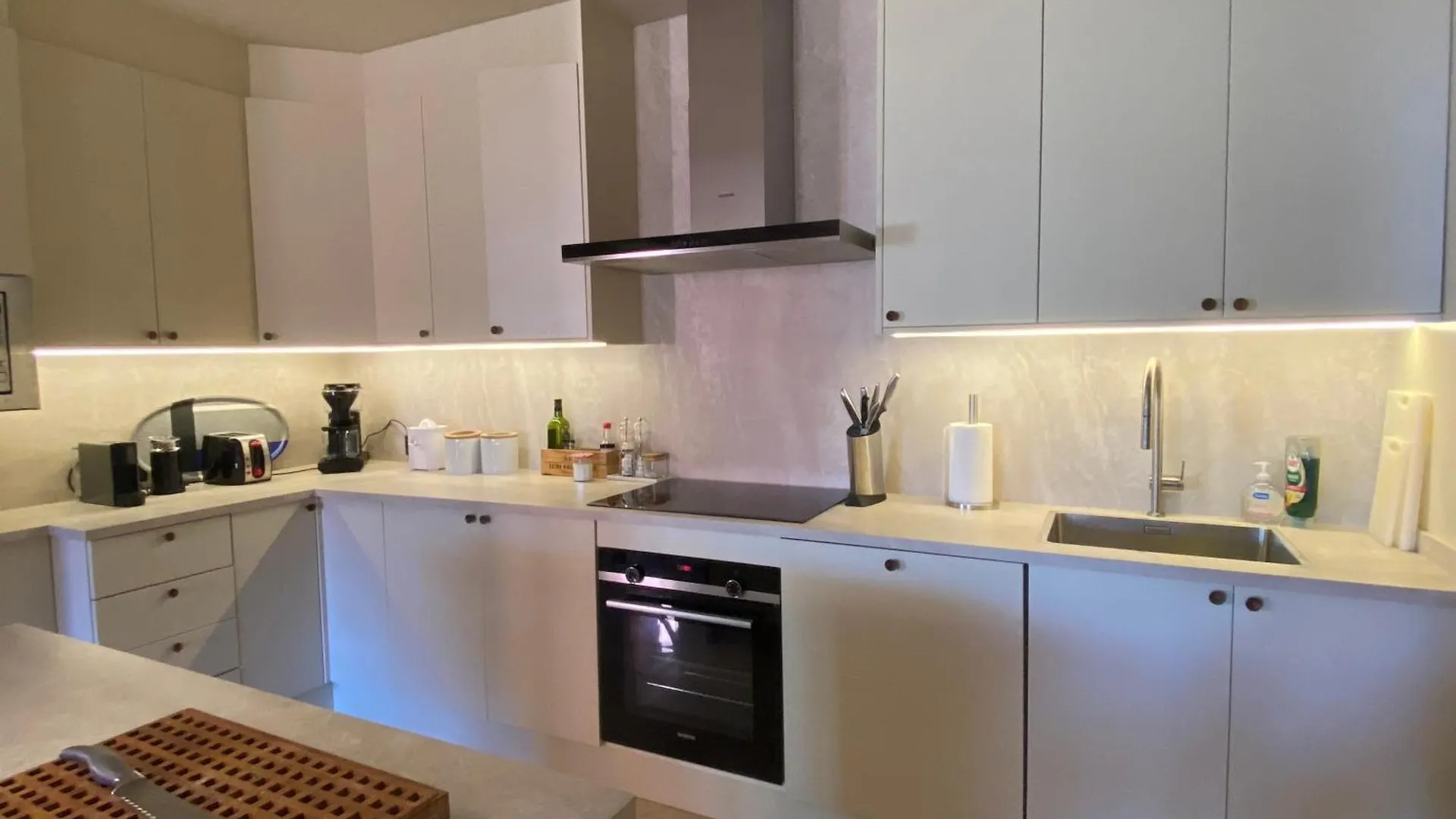 Havsutsikt - Penthouse 200 M Fran Stranden - Elviria Marbella Spanien